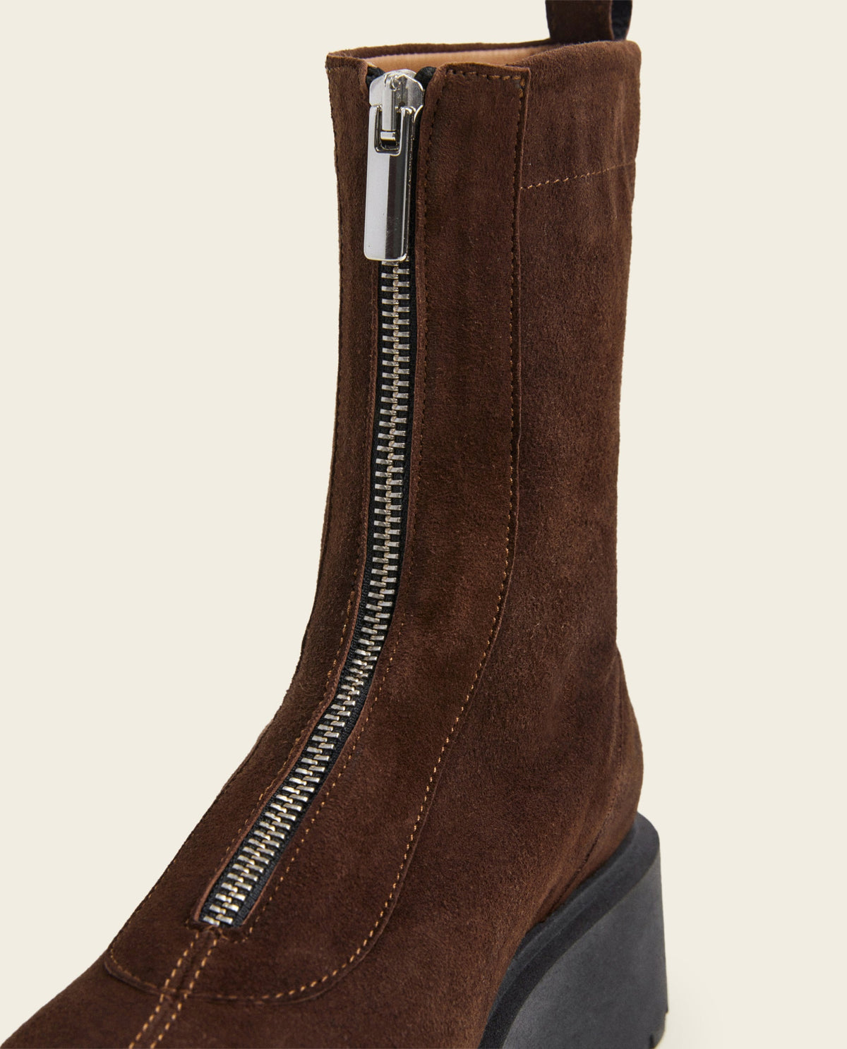 Alma Suede Brown