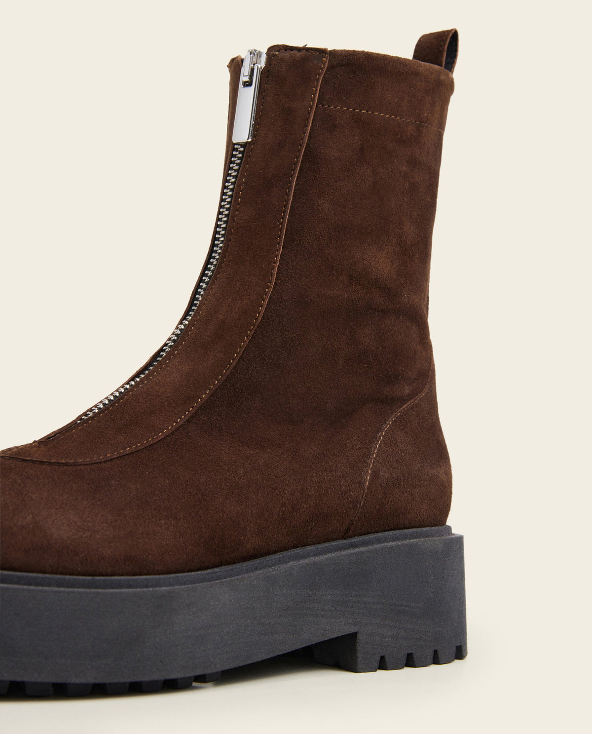 Alma Suede Brown