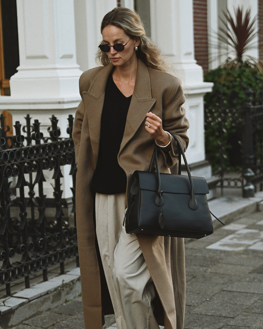 Lydia Tote Bag Grained Leather Black