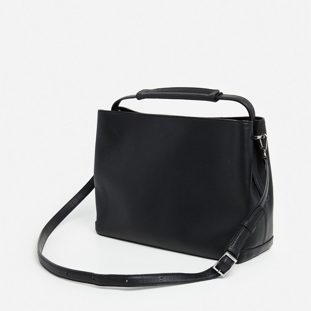 Harper Grande Handbag Leather Black