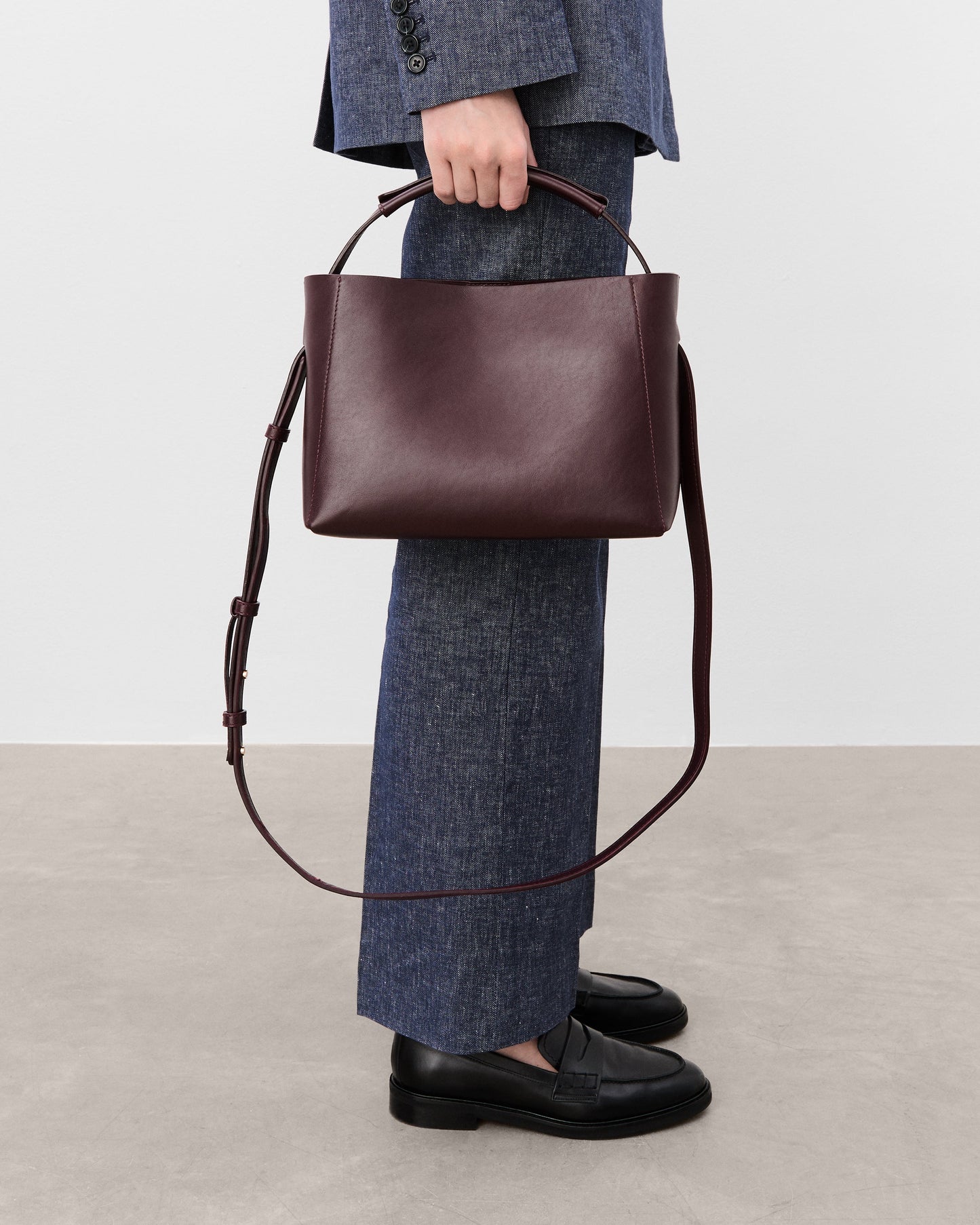 Hedda Midi Handbag Leather Burgundy