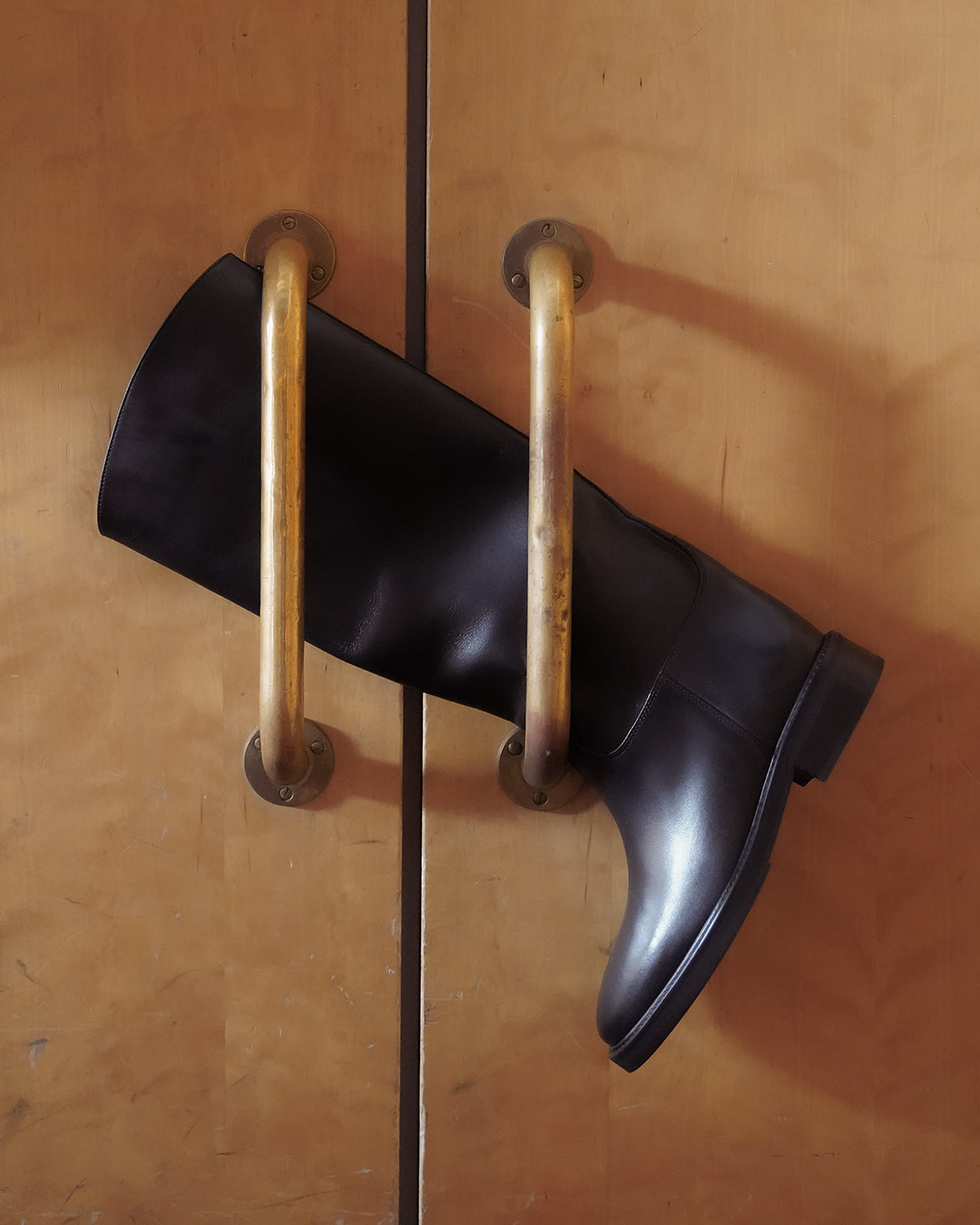Florentine Leather Black
